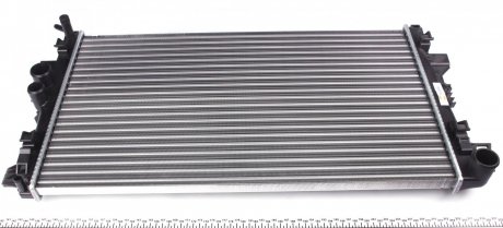 Радиатор охлаждения Mercedes Vito (W639) 03-(-/+AC) AUTOTECHTEILE 100 5038