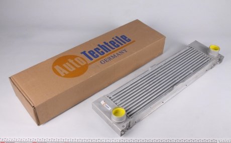 Радиатор интеркулера Mercedes Vito CDI 03- (5041) AUTOTECHTEILE 100 5041 (фото 1)
