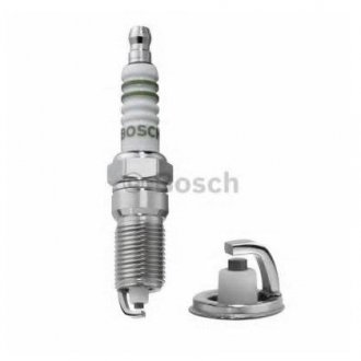 Фото автозапчастини свічка запалювання BOSCH 0242225568