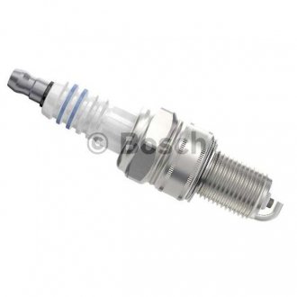 Фото автозапчасти свеча зажигания WR7DC NICKEL 4шт. BOSCH 0242235988