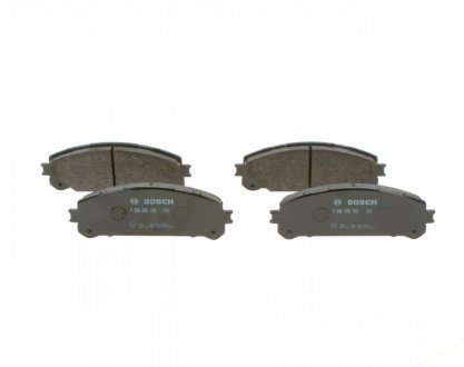 Комплект тормозных колодок передний LEXUS NX, RX; TOYOTA CAMRY, HIGHLANDER, HIGHLANDER/KLUGER, RAV 4 V 2.5H-3.5H 09.07- BOSCH 0 986 495 169 (фото 1)