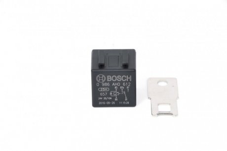 Фото автозапчастини реле GP (24В, 10А, кількість з'єднань 5) BOSCH 0 986 AH0 612