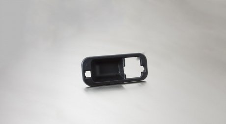 Рамка ручки двери DAF XF95/105 левая ударопрочный ABS-пластик (1305479, 18500146) Contech 92864CNT