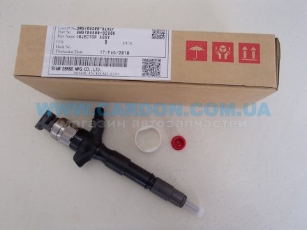 Фото автозапчастини форсунка топливная 1KD-FTV DENSO 0950008290 (фото 1)