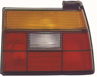 Задний фонарь правый (желтый цвет индикатора, красный цвет стекла) Volkswagen JETTA II Sedan 01.84-07.92 DEPO 441-1909R