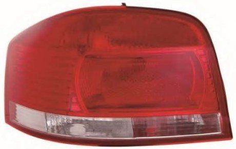 Задний фонарь левый (внешняя часть, H21W/P21W/R10W, цвет индикатора красный, цвет стекла красный) AUDI A3 8P Hatchback 3D 05.03-08.12 DEPO 441-1955L-LD-UE (фото 1)