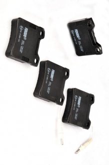 Комплект тормозных колодок задних MERCEDES V (638/2), VITO (W638); AUDI 80 B2; PEUGEOT 406, 605 1.8-3.0 02.86-10.04 FERODO FVR1044