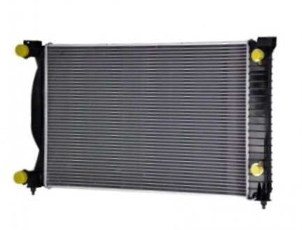 Радиатор AUDI A6 C5 FPS FP 12 A466 (фото 1)