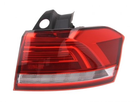 Задний фонарь правая (наруж, LED, цвет поворота красный, цвет стекла красный) Volkswagen PASSAT B8 Универсал 08.14- HELLA BEHR 2SD 011 889-061