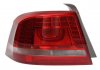 Задний фонарь левая (наруж, PY21W/W21W, цвет поворота белый, цвет стекла красный, свет заднего хода) Volkswagen PASSAT B7 Седан 08.10-12.14 HELLA BEHR 2SK 010 744-031 (фото 1)