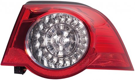 Ліхтар задній права (зовнішня частина, LED, колір скла червоний/прозорий) Volkswagen EOS 03.06-01.11 HELLA BEHR 2VA 009 246-101