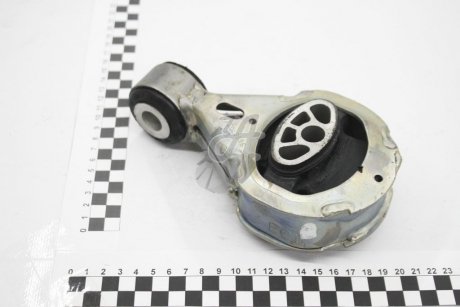 Подушка двигуна (нижня) Renault Megane III 1.6dCi 11- (кісточка) HUTCHINSON 532E11 (фото 1)