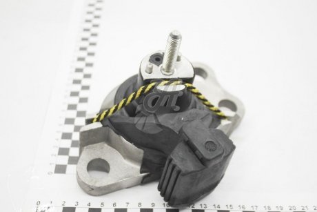 Подушка двигуна (правий) Renault Kangoo 1.5dci/1.9dci HUTCHINSON 594225 (фото 1)