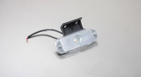 Фонарь габаритный LED, белый, с кронштейном (передний) продажа кратно 12шт ISIKSAN 20202B
