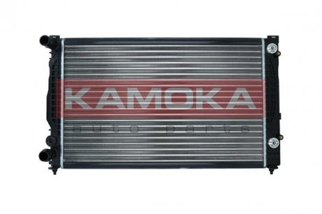 Радіатор охолодження Audi A4/A6/VW Passat 96-05 KAMOKA 7705006