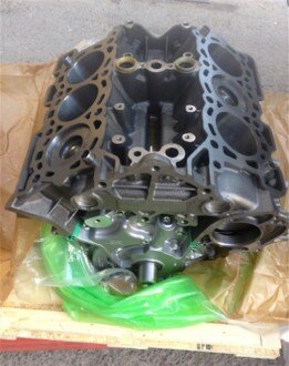 Фото автозапчастини двигатель SHORT BLOCK ASSY 3 LAND ROVER LR038168