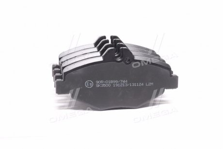 Комплект передних тормозных колодок MERCEDES E T-MODEL (S211), E (W211), E (W212) 1.8-3.5 03.02- LPR 05P1124