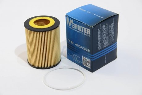 Фильтр масла Volvo XC60/XC90/V70 3.0/3.2i 06- M-FILTER TE 4032 (фото 1)