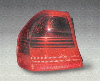 Задній ліхтар права (зовнішн, колір повороту помаранчевий, колір скла червон) BMW 3 E90, E91 Седан 12.04-05.12 MAGNETI MARELLI 714027630801 (фото 1)