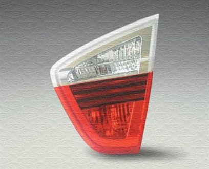 Задний фонарь правая (внутренняя часть, цвет стекла красный, свет противотуманных фар, свет заднего хода) BMW 3 E90, E91 Седан 12.04-07.08 MAGNETI MARELLI 714027640801 (фото 1)