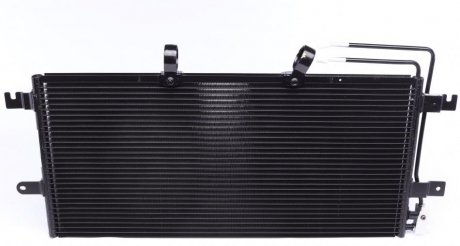 Радіатор кондиціонера Volkswagen TRANSPORTER IV 1.9D-2.8 07.90-06.03 MAHLE / KNECHT AC 332 000S