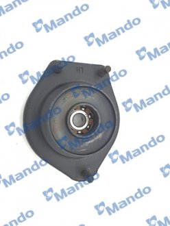 Опора амортизатора переднего левая MANDO DCC040484