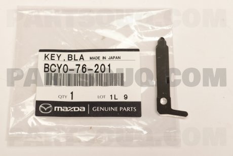 Фото автозапчастини ключ замка двери с трансмиттером MAZDA BCY076201 (фото 1)