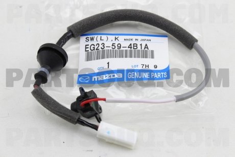 Фото автозапчасти кнопка включения обогрева сидений MAZDA EG23594B1A