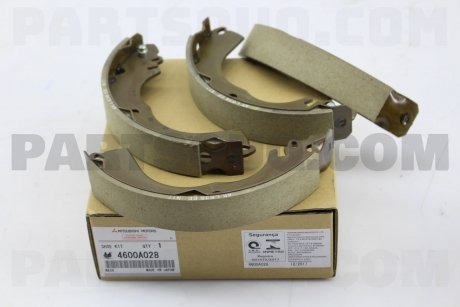 Фото автозапчасти колодки барабанного тормоза MITSUBISHI 4600A028