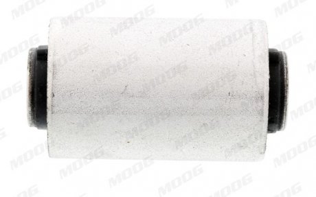 Сайлентблок переднього важеля ліва/права (нижн/середн з передньої сторони) Volkswagen AMAROK 2.0/2.0D/3.0D 09.10- MOOG VO-SB-13736 (фото 1)