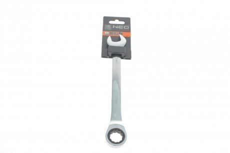 Ключ рожково-накидный с трещоткой 19 mm 72 зуб. L-235 mm NEO 09-068