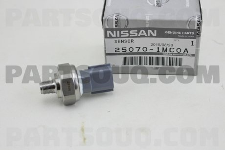 Фото автозапчастини датчик тиску масла NISSAN 250701MC0A