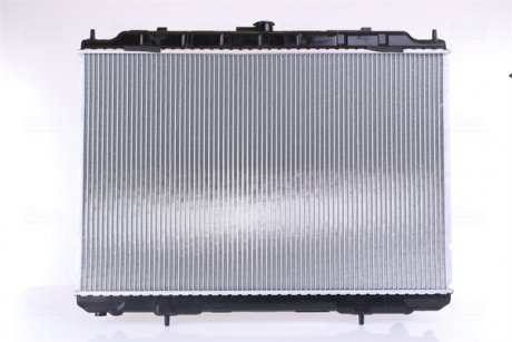 Радиатор двигателя (МКПП) NISSAN X-TRAIL 2.2D 06.01-01.13 NISSENS 606160