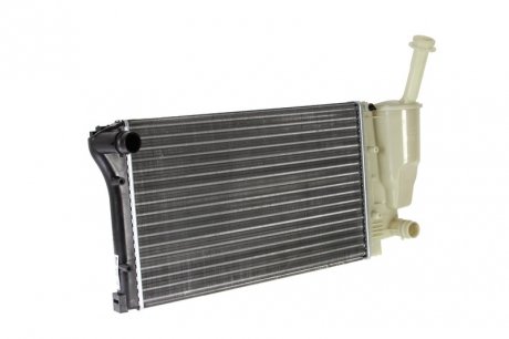 Радиатор двигателя (МКПП) FIAT PANDA 1.1-1.4CNG 09.03- NISSENS 617845 (фото 1)