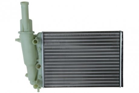 Радіатор двигуна (МКПП) FIAT PUNTO; LANCIA Y 1.1/1.2 09.93-09.03 NISSENS 61856 (фото 1)