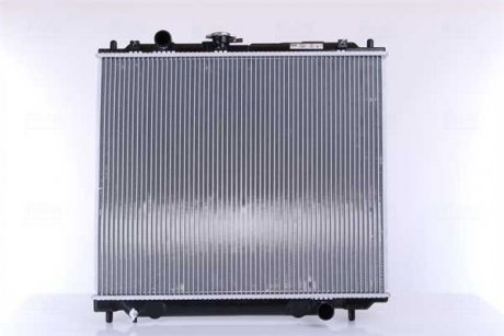Радиатор двигателя MITSUBISHI PAJERO II 2.8D 06.94-10.99 NISSENS 62801 (фото 1)