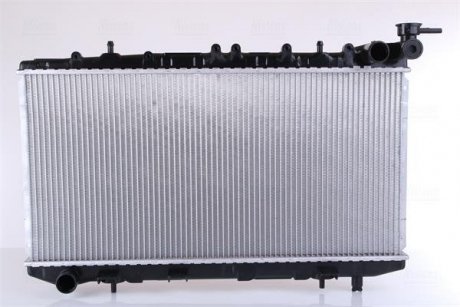Радиатор двигателя (МКПП) NISSAN ALMERA I 2.0/2.0D 11.95-07.00 NISSENS 62961