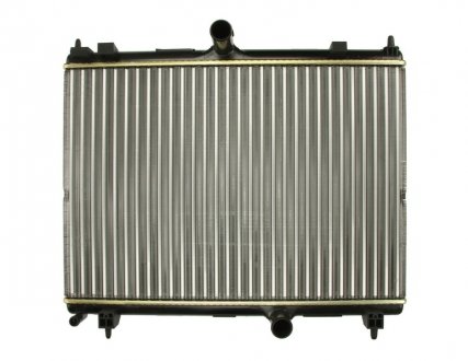Радиатор двигателя ALFA ROMEO 33; CITROEN C5 III; PEUGEOT 407, 508 I 1.2-2.0DH 05.83- NISSENS 636009 (фото 1)