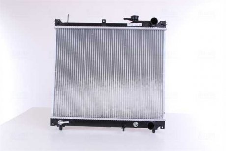 Радиатор двигателя SUZUKI GRAND VITARA I 1.6 03.98-07.03 NISSENS 641757