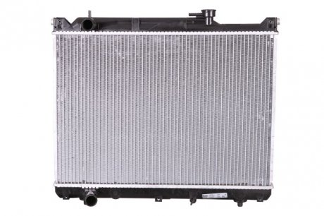 Радиатор двигателя (МКПП) SUZUKI GRAND VITARA I 2.7 09.01-07.03 NISSENS 64206 (фото 1)