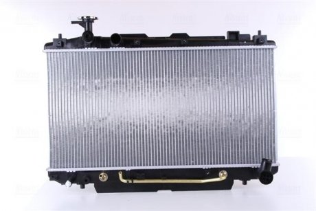 Радиатор двигателя (с монтажными элементами First Fit) TOYOTA RAV 4 II 2.0 05.00-11.05 NISSENS 64644A (фото 1)