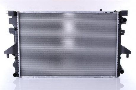 Радиатор двигателя (МКПП) Volkswagen MULTIVAN V, TRANSPORTER V 2.5D 04.03-11.09 NISSENS 65283A (фото 1)