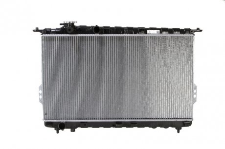 Радіатор двигуна (МКПП) HYUNDAI SONATA IV, XG; KIA MAGENTIS 2.0-3.5 03.98- NISSENS 67026 (фото 1)
