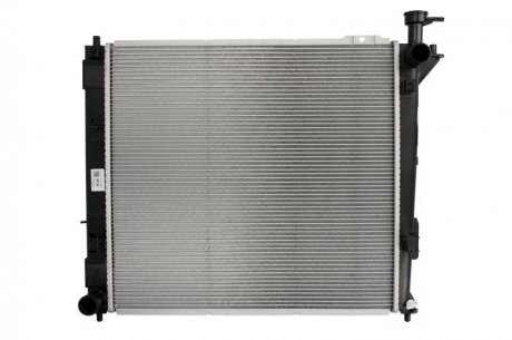 Радиатор двигателя HYUNDAI SANTA FE II 2.2D 01.09-12.12 NISSENS 675043 (фото 1)