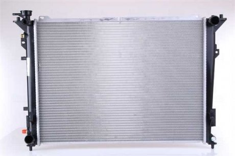 Радиатор двигателя HYUNDAI GRANDEUR, SONATA V; KIA MAGENTIS 2.0-3.3 01.05- NISSENS 67507