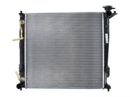 Радиатор двигателя Hyundai IX35; KIA SPORTAGE 2.0D 01.10- NISSENS 67516
