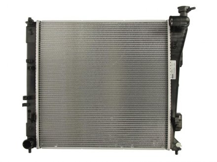 Радиатор двигателя KIA OPTIMA 1.7D 03.12- NISSENS 67606 (фото 1)