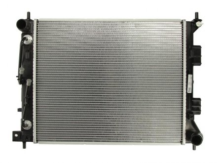 Радиатор двигателя HYUNDAI ELANTRA, I30; KIA CEE'D, PRO CEE'D 1.4D/1.6D 02.11- NISSENS 67608 (фото 1)