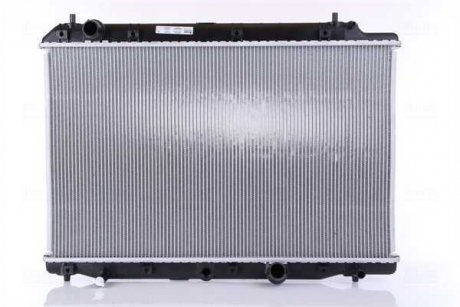 Радиатор двигателя (с монтажными элементами First Fit) HONDA CR-V II 2.2D 02.05-09.06 NISSENS 68602A (фото 1)