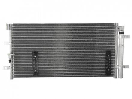 Радіатор кондиціонера (з осушувачем) AUDI A4, A4 ALLROAD, A5, A6, A6 ALLROAD, A7, Q5 1.8-4.2 06.07-09.18 NISSENS 940042